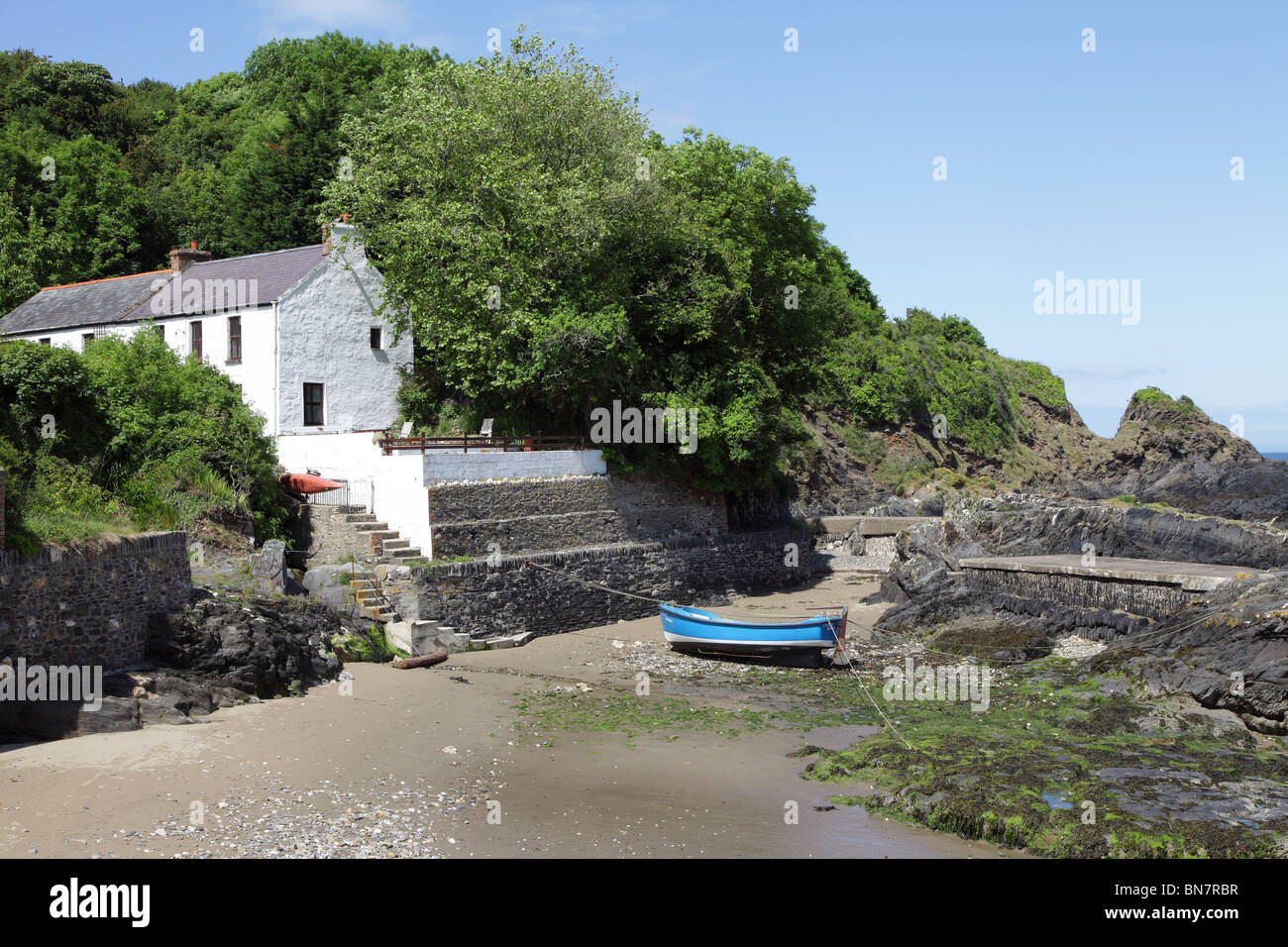 CWM-YR-EGLWYS.  PEMBROKESHIRE.  WALES.  UK Stock Photo