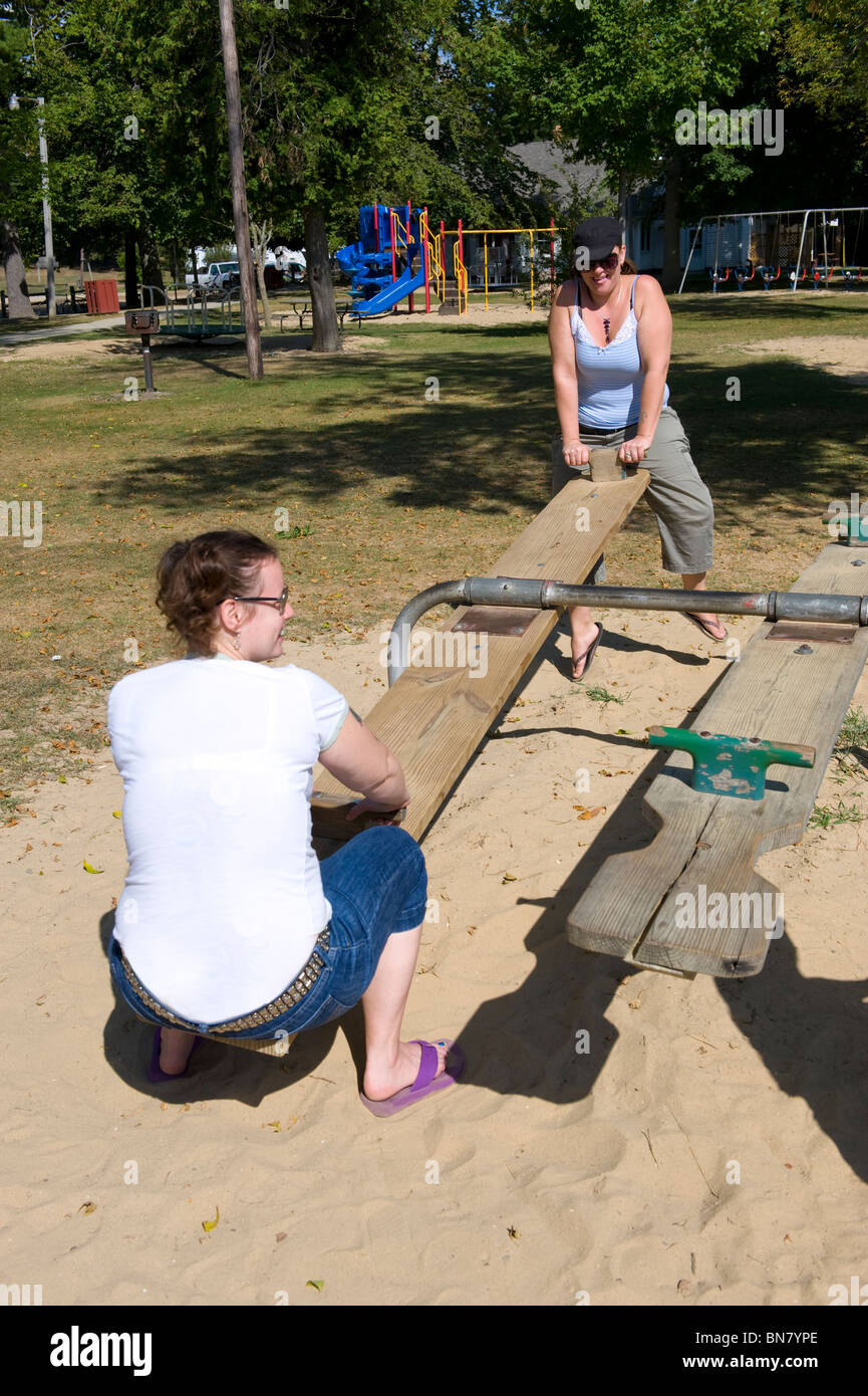 Teeter totter balance hires stock photography and images Alamy