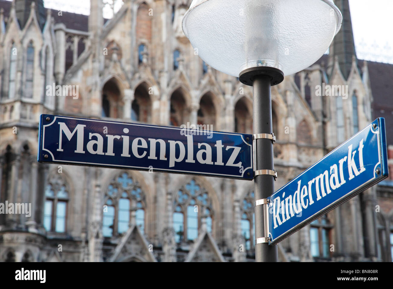 signs 'Marienplatz' and 'Rindermarkt' in Munich Stock Photo