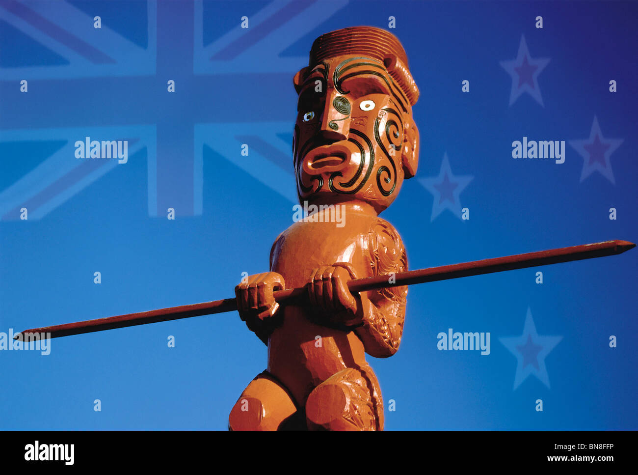 Maori wood carving in New Zealand Stock Photo Alamy