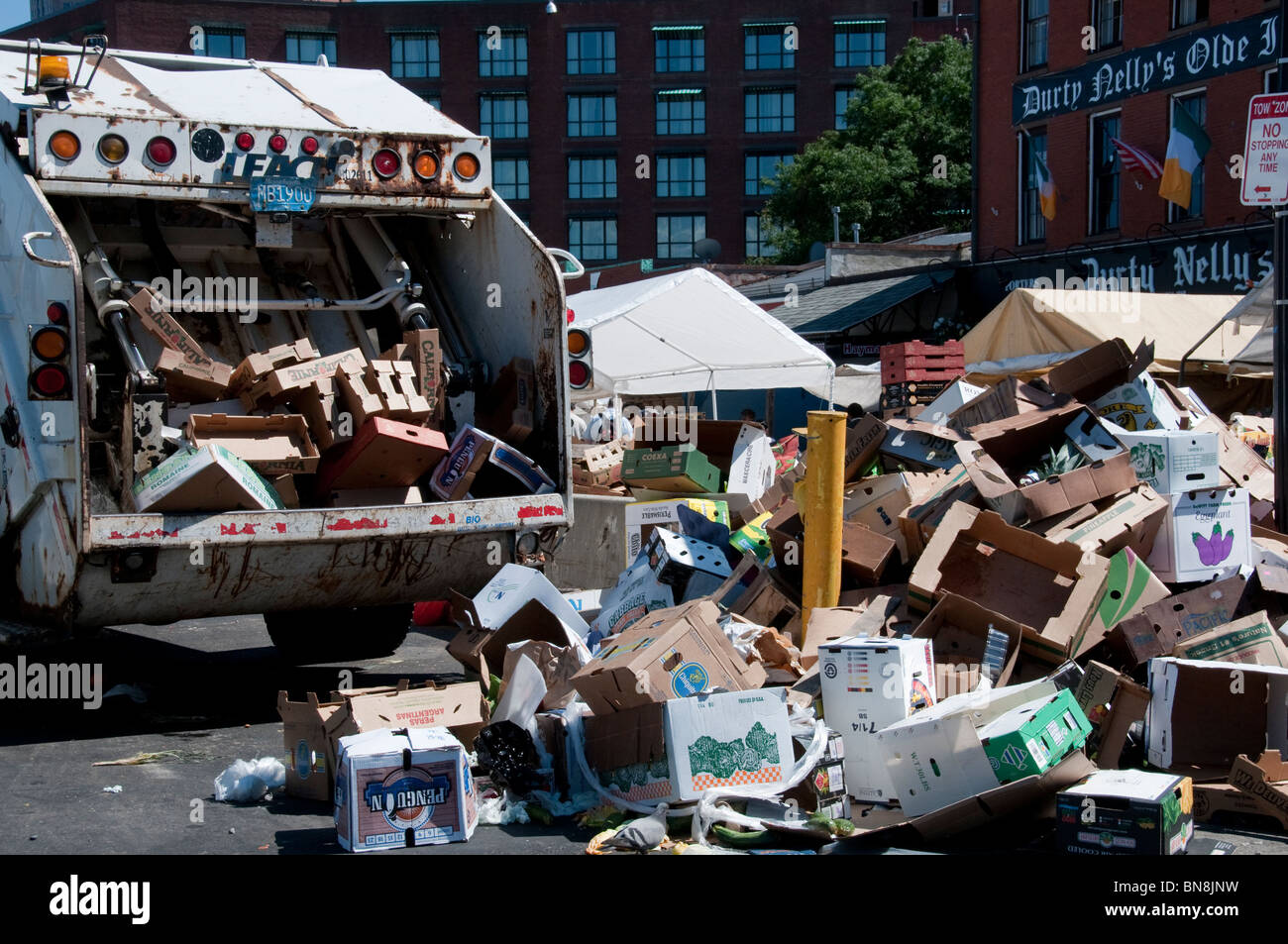 Removal services hires stock photography and images Alamy