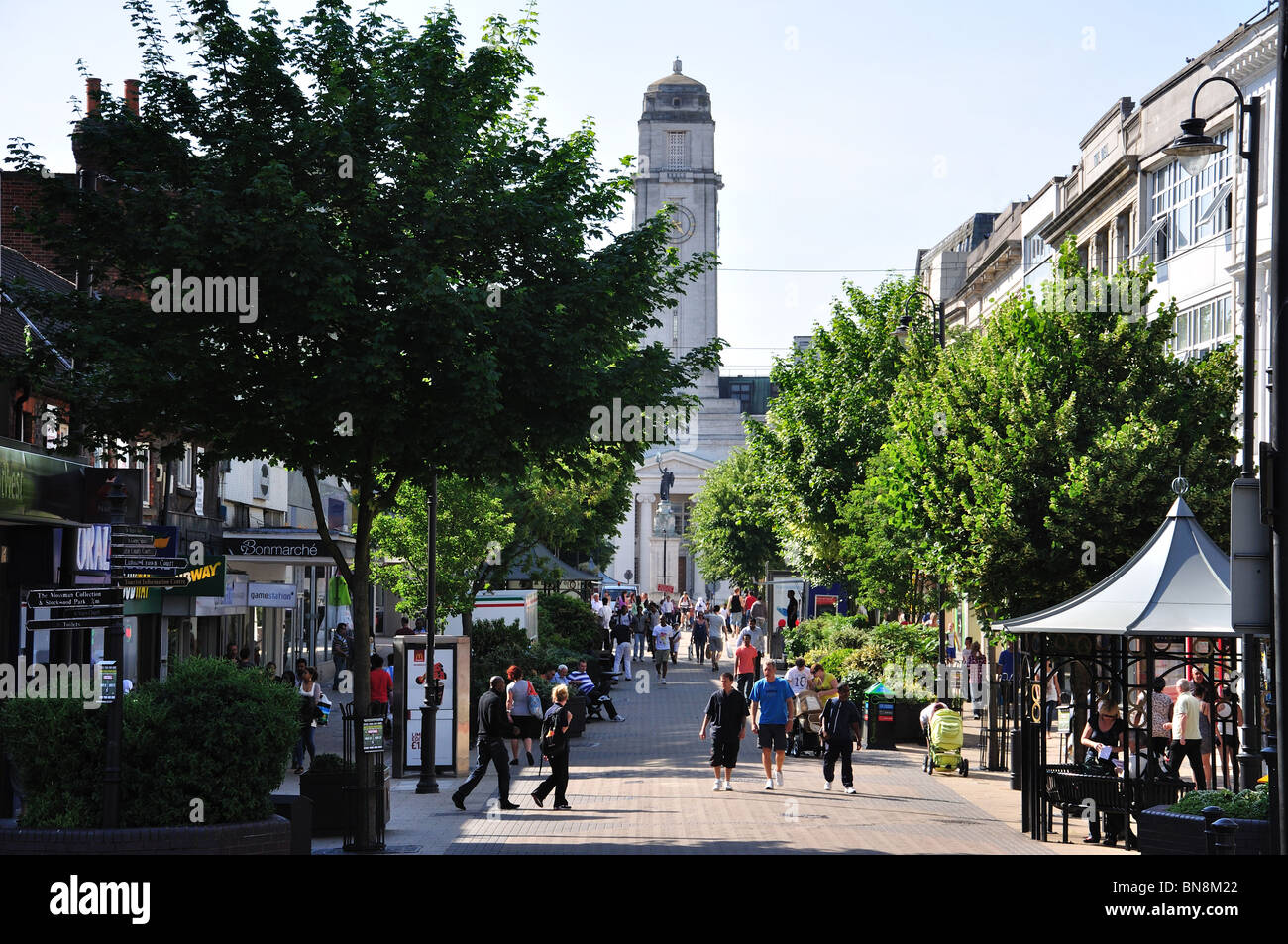 Street showing Luton Town Hall, Luton, Bedfordshire, England
