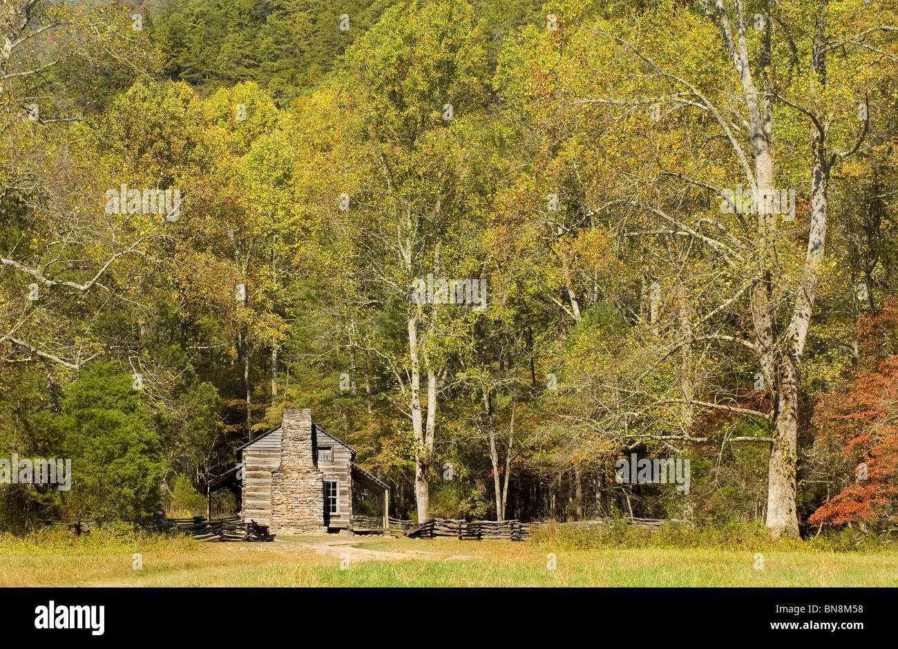 John Oliver Cabin, rustic appalachian mountain cabin, Great Smoky Mountains National Park Stock Photo