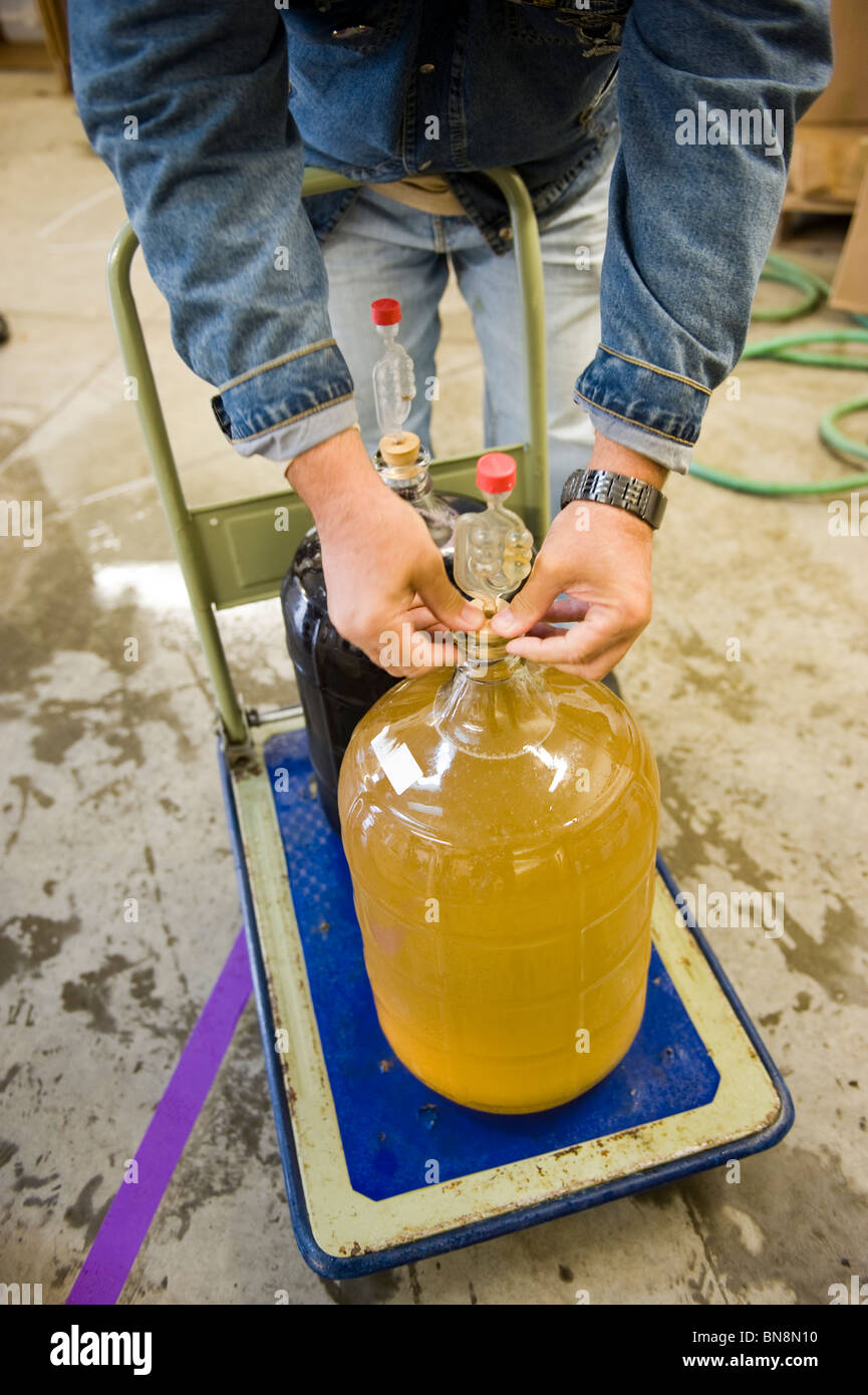 Grape juice bottle hires stock photography and images Alamy
