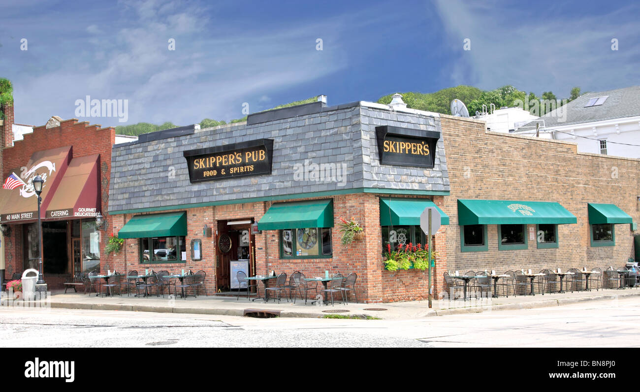 Skipper's Restaurant Northport Harbor Long Island NY Stock Photo