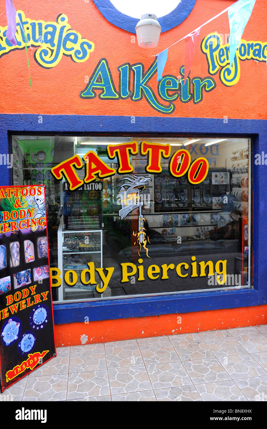 Ajay Tattoo Shop In Near Paramount GYM Varanasi in Varanasi - Best Beauty  Parlours in Varanasi - Body Chi Me