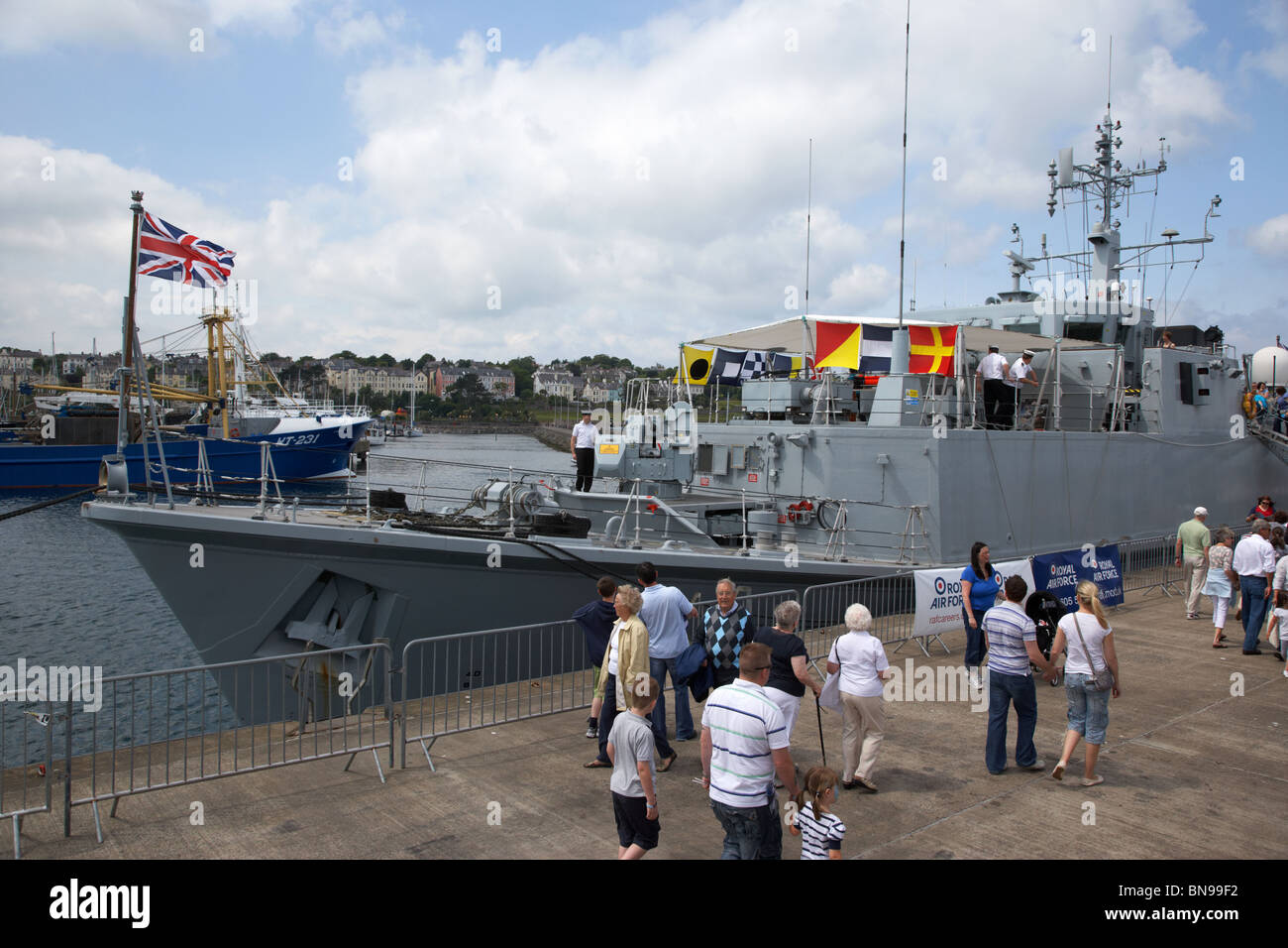visitors visiting HMS Bangor docked at the Eisenhower pier in Bangor county down during armed forces day 2010 Stock Photo
