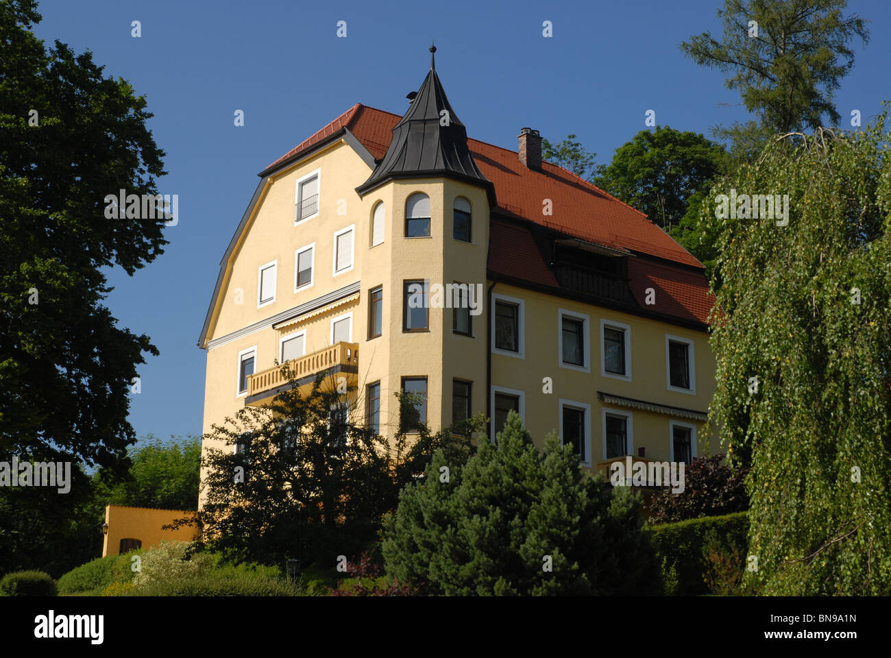 traditional large house, Seehausen am Staffelsee, Garmisch-Partenkirchen, Oberbayern,  Bavaria, Germany Stock Photo