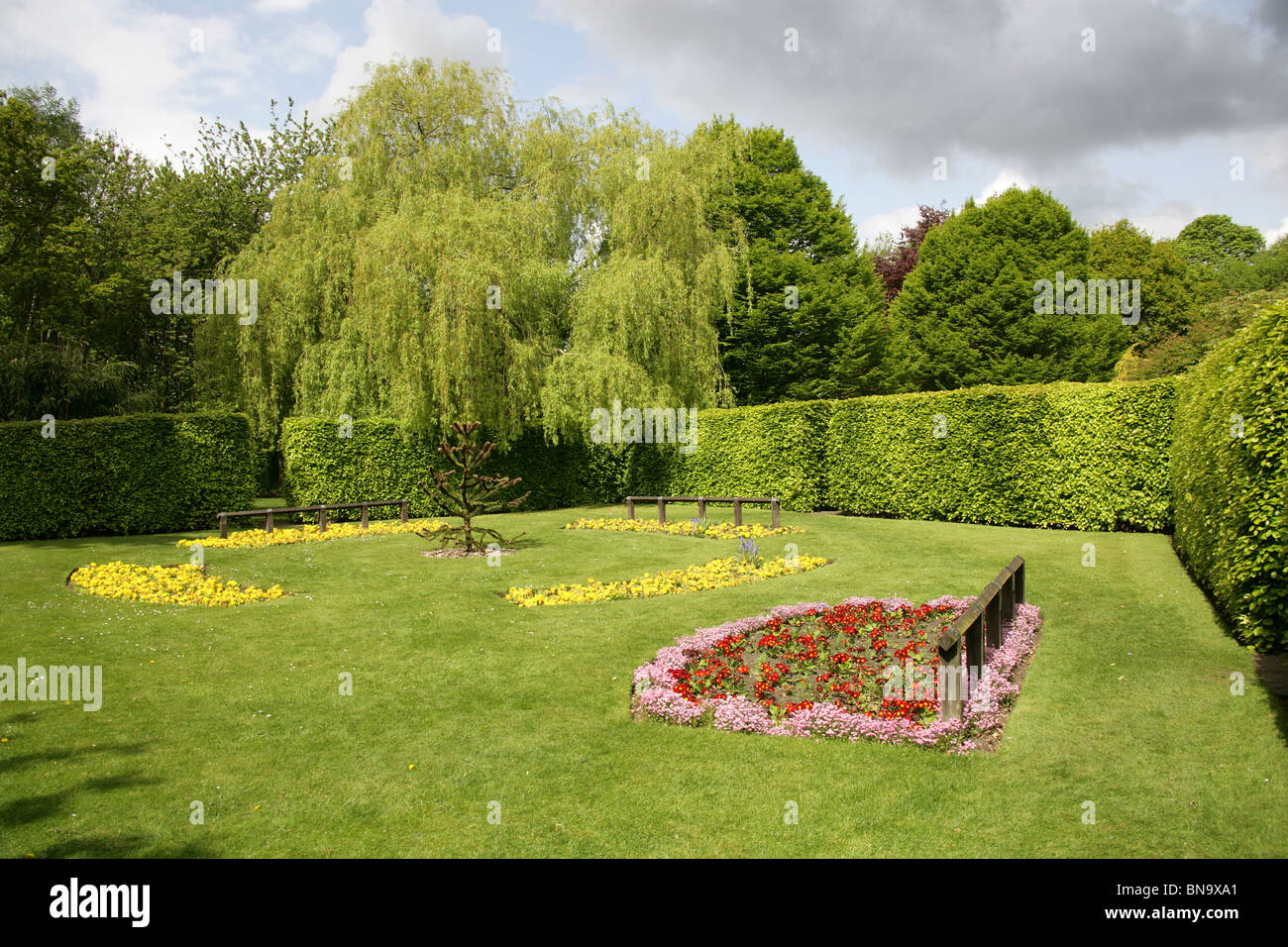 Walkden Gardens, Sale, England. Spring bedding plants within the Memories Garden of Walkden Gardens. Stock Photo