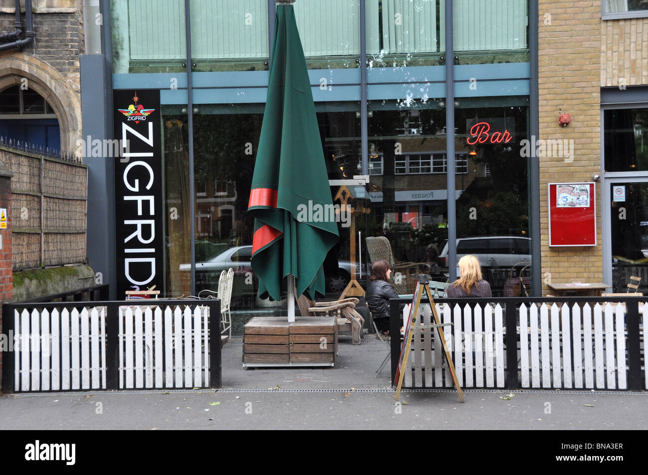 Zigfrid Cafe Hoxton Square London England UK Stock Photo