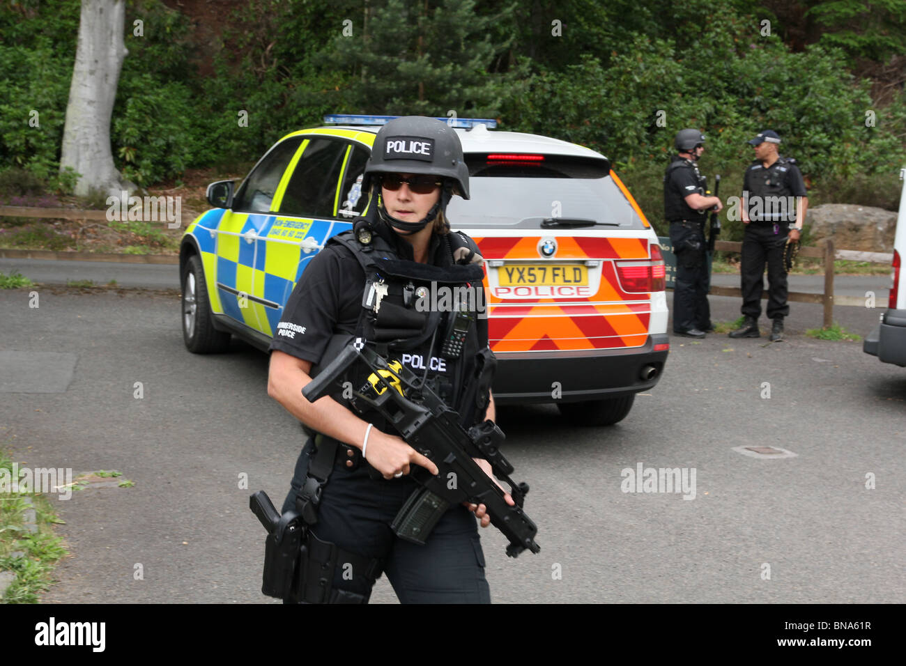Female armed police hi-res stock photography and images - Alamy