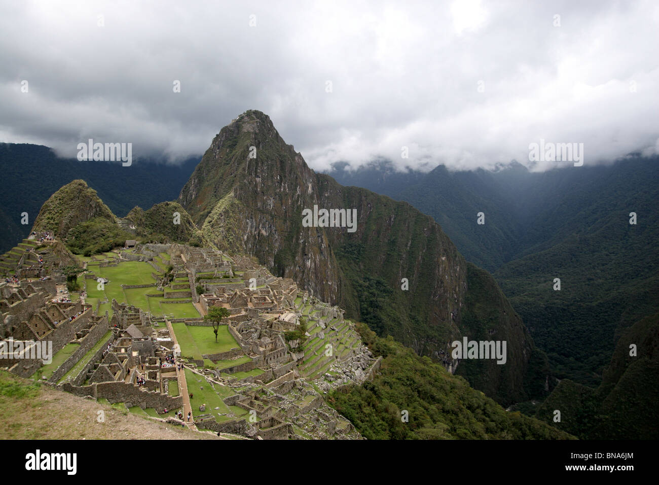 Cloudy view huayna picchu hi-res stock photography and images - Alamy