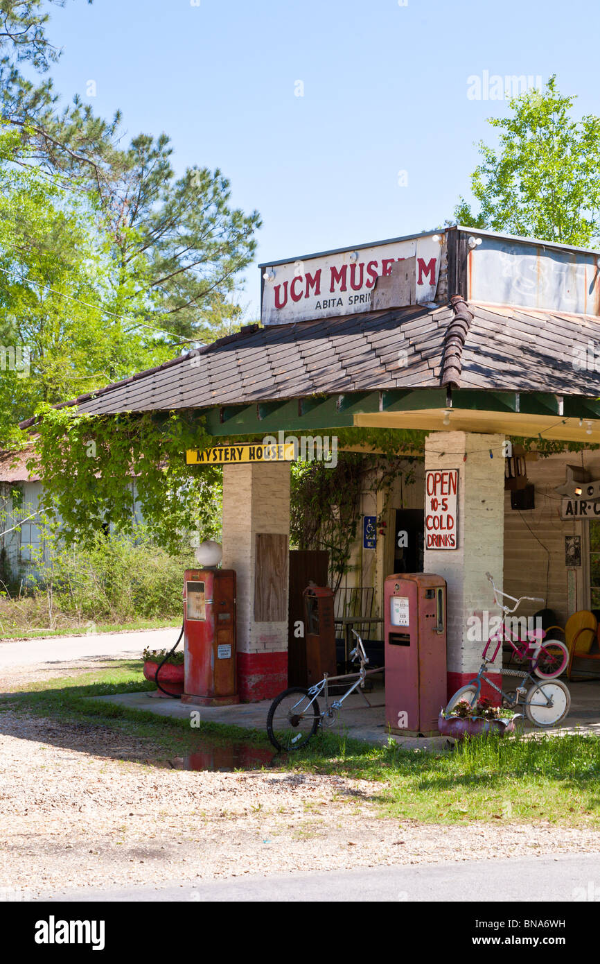 Abita Springs, LA Mar 2009 UCM Museum in downtown Abita Springs, Louisiana Stock Photo Alamy