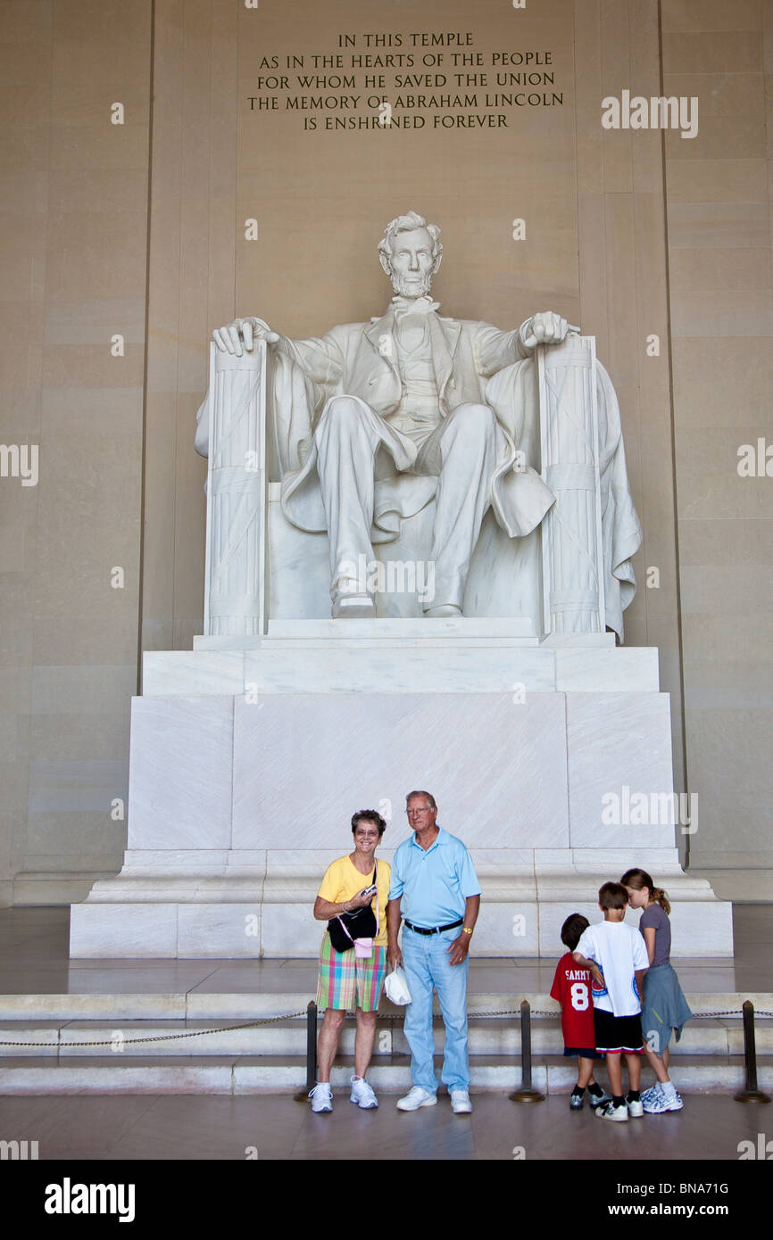 Abraham lincoln statue hires stock photography and images Alamy