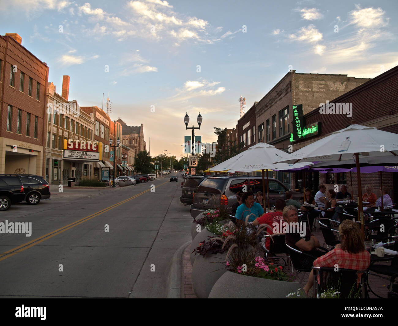 Sidewalk café on Phillips Avenue. Downtown Sioux Falls, South Dakota