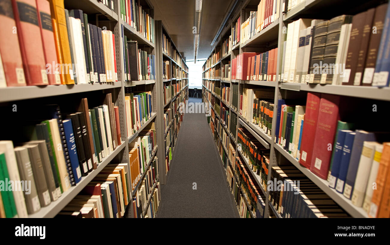 Book shelves in the Philologische Bibliothek of the Freie Universitaet Berlin, designed by Norman Foster, Berlin, Germany Stock Photo