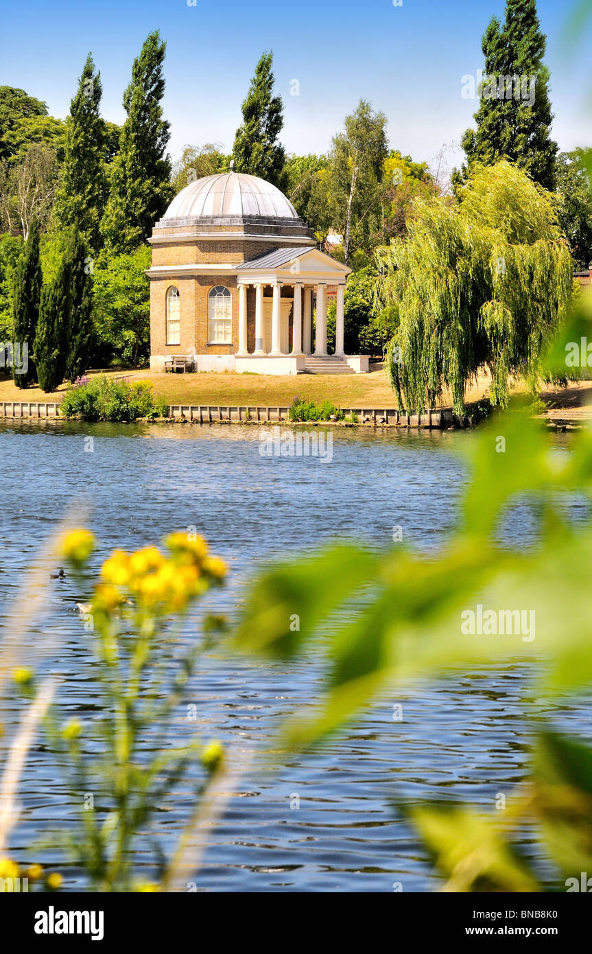 Garrick Temple by the River Thames at Hampton ,West London Stock Photo