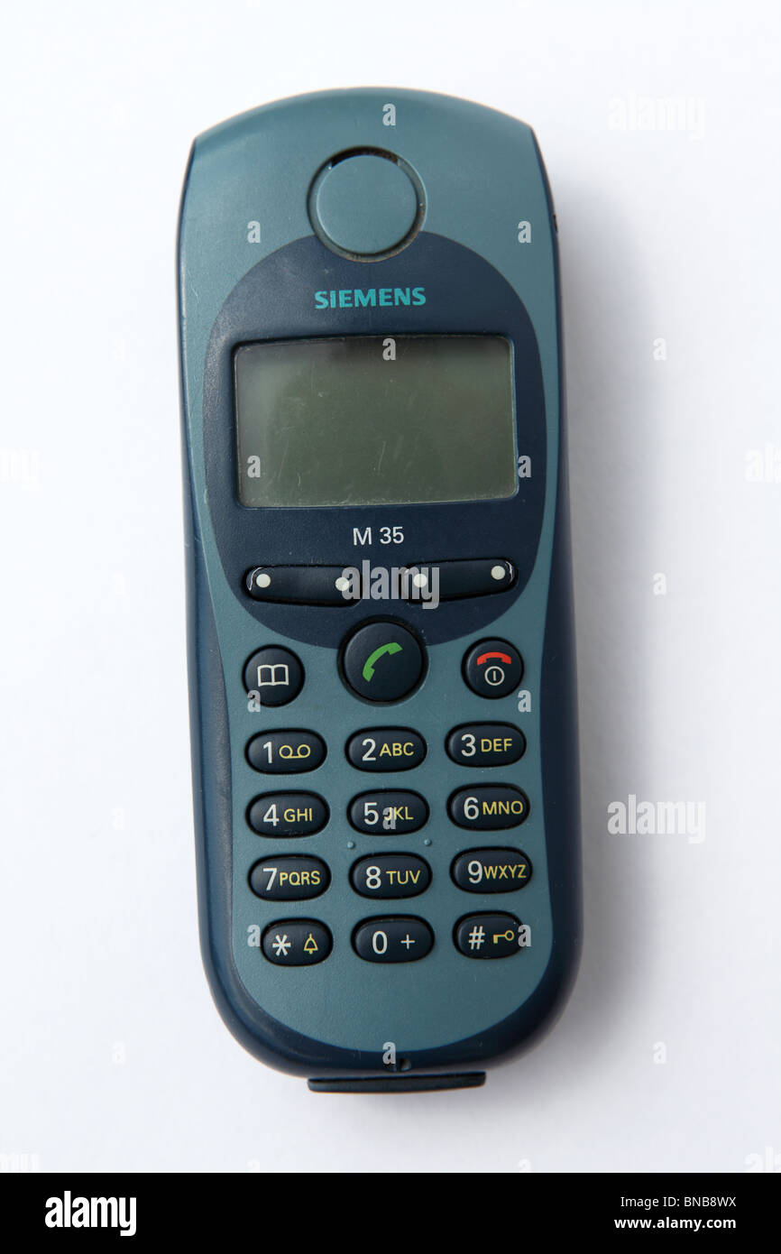 A Siemens M 35 mobile telephone Stock Photo Alamy