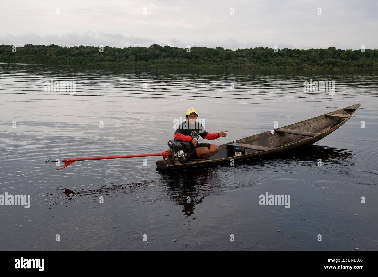 Amazon brazil canoe hi-res stock photography and images - Page 7 - Alamy