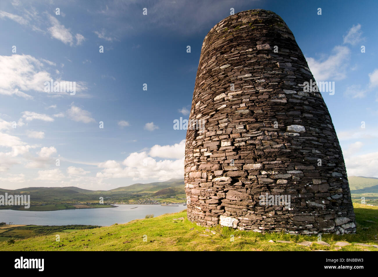 Eask tower overlooking Dingle bay, Dingle Peninsula, County Kerry, Ireland Stock Photo