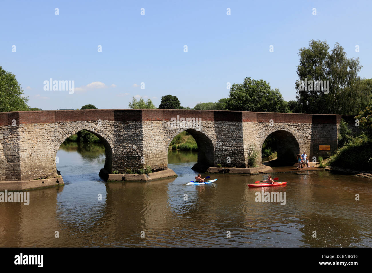 3285. Twyford Bridge and River Medway, Yalding, Kent, UK Stock Photo