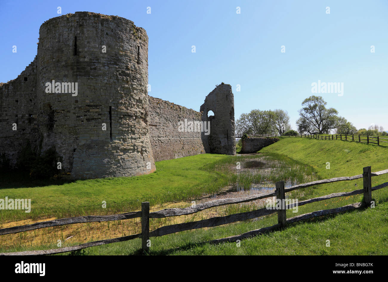Pevensey castle england hires stock photography and images Alamy