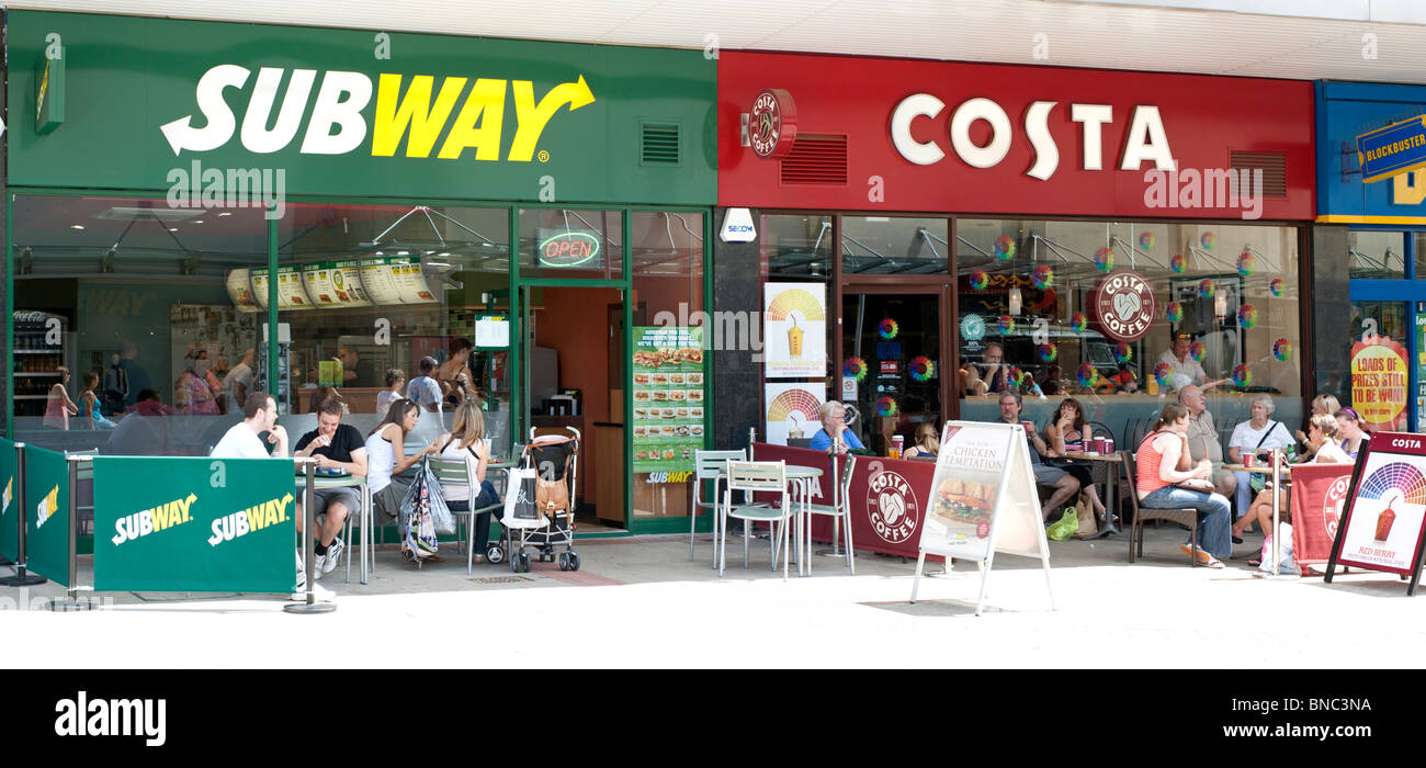 Subway Restaurant & Costa Coffee - Hemel Hempstead - Hertfordshire Stock Photo