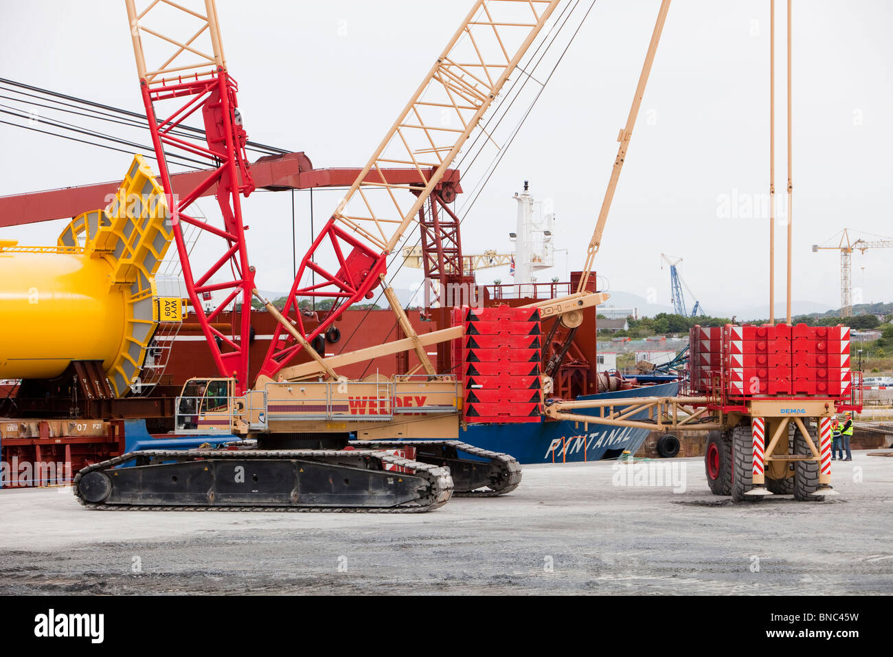 A heavy lifting crane at Don Energy's onshore site for the Walney off shore windfarm, Barrow in Furness, Cumbria, UK. Stock Photo