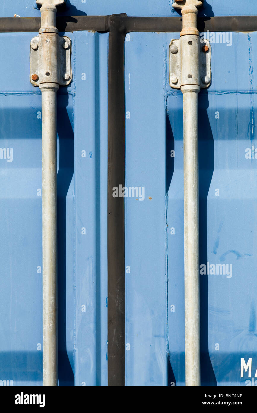 Container of metal hi-res stock photography and images - Alamy
