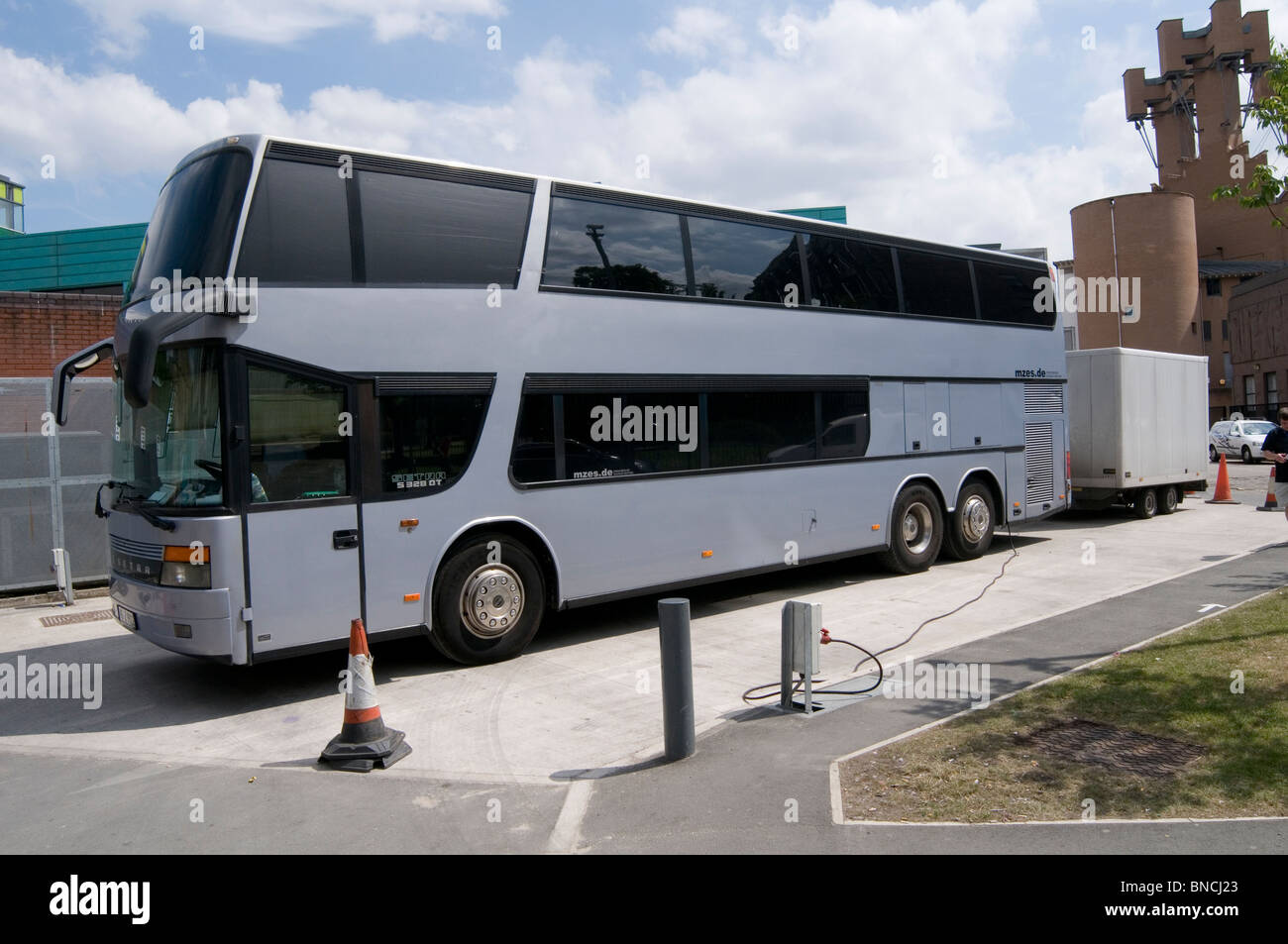 Snížení ceny Let Keňa double decker coach Armstrong hudební Atletický