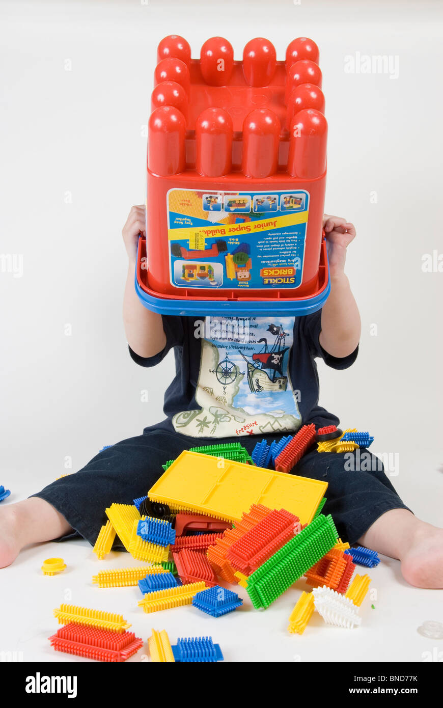stickle bricks bucket