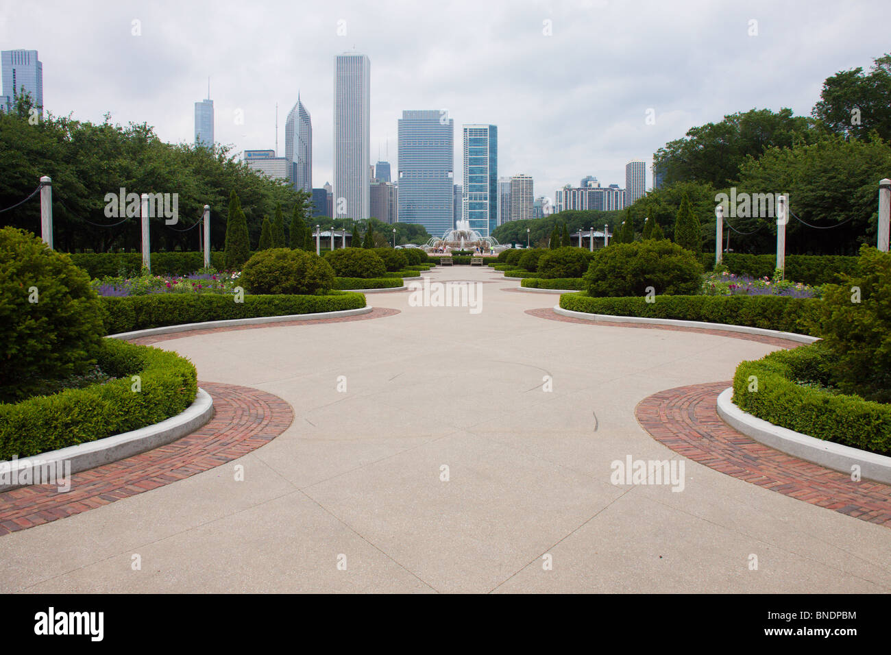 Chicago Illinois skyline from Grant Park Stock Photo - Alamy