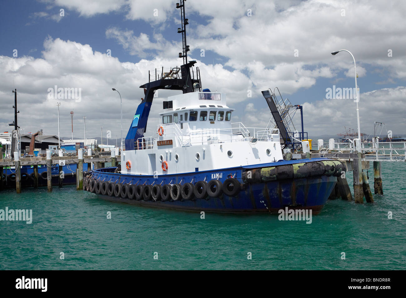 Tug boat kaimai mount maunganui hires stock photography and images Alamy