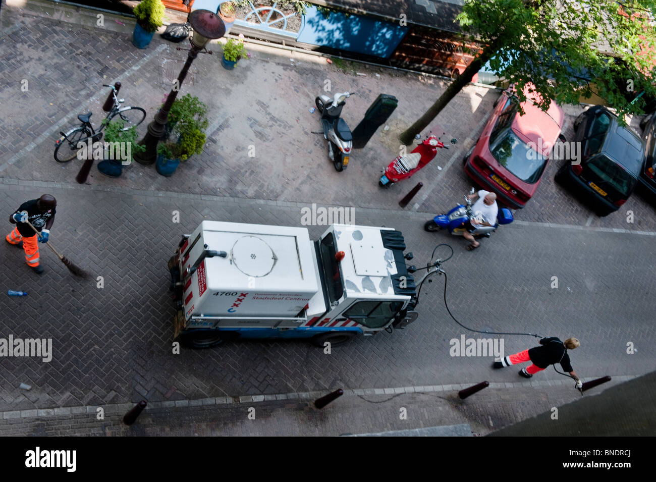 Cleaning amsterdam canals hires stock photography and images Alamy