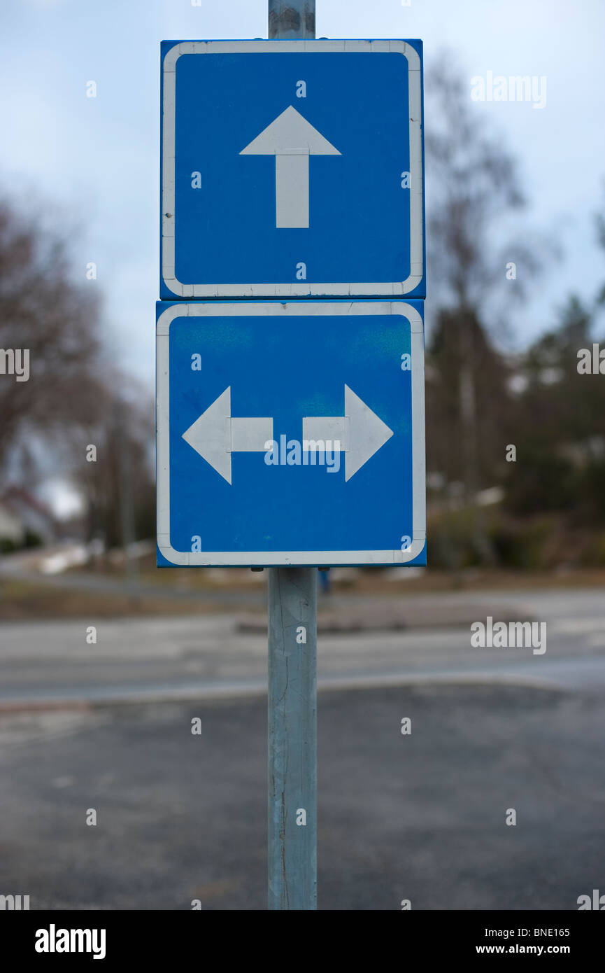 Multi direction sign hires stock photography and images Alamy