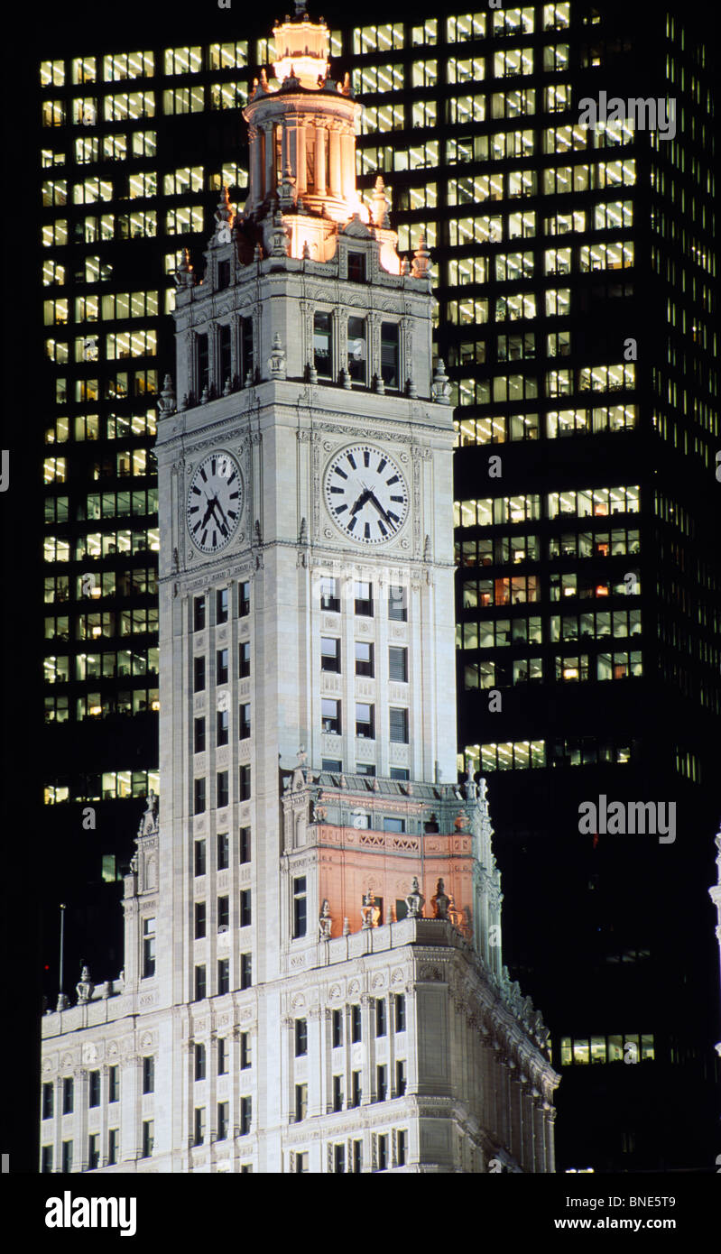 USA, Illinois, Chicago, Wrigley Building, clock tower against modern