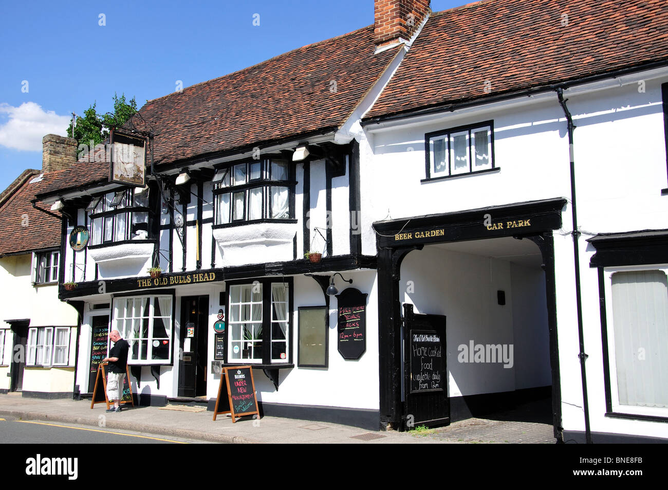 The Old Bulls Head Pub, Baldock Street, Ware, Hertfordshire, England, United Kingdom Stock Photo