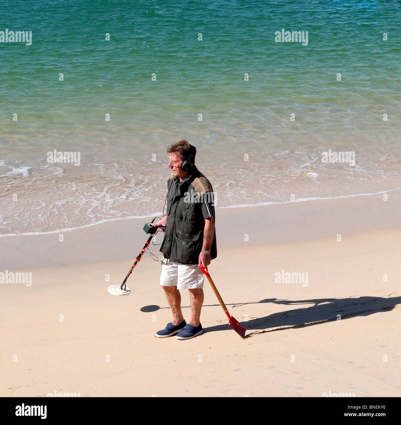 Metal detector hires stock photography and images Alamy