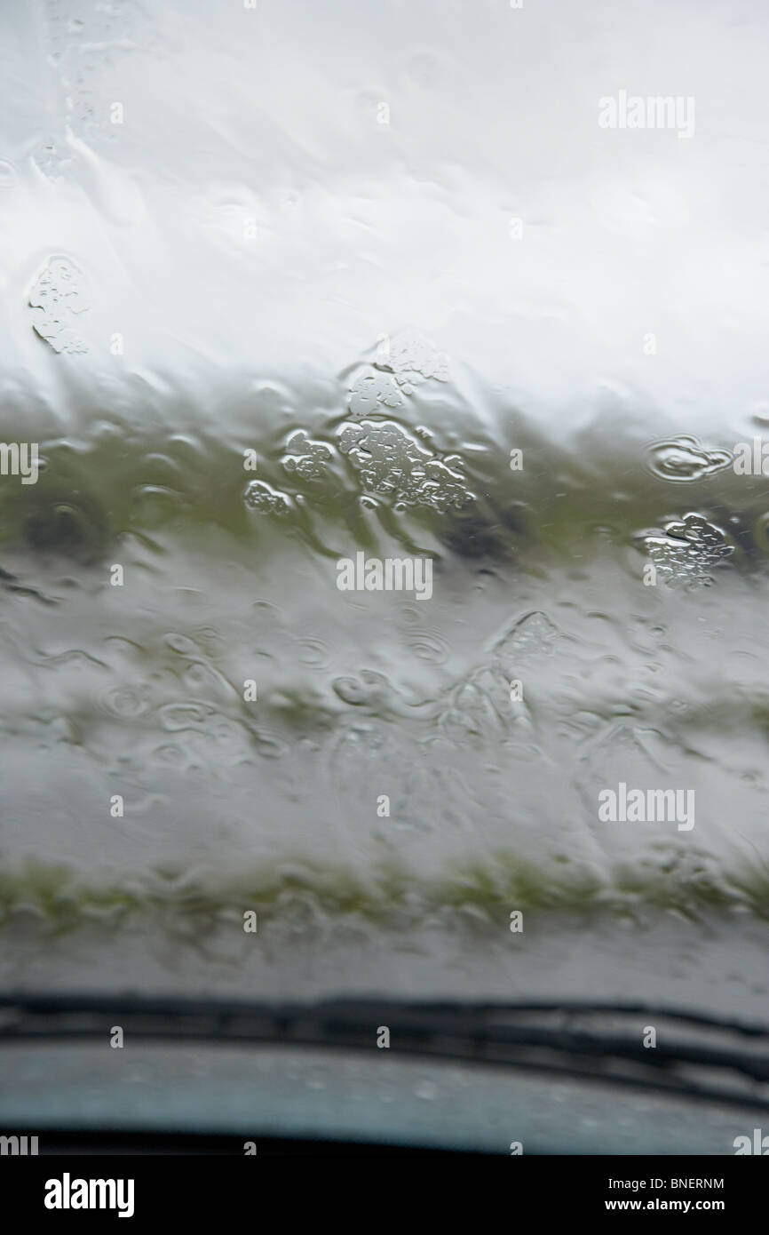 Heavy rain car windscreen hires stock photography and images Alamy