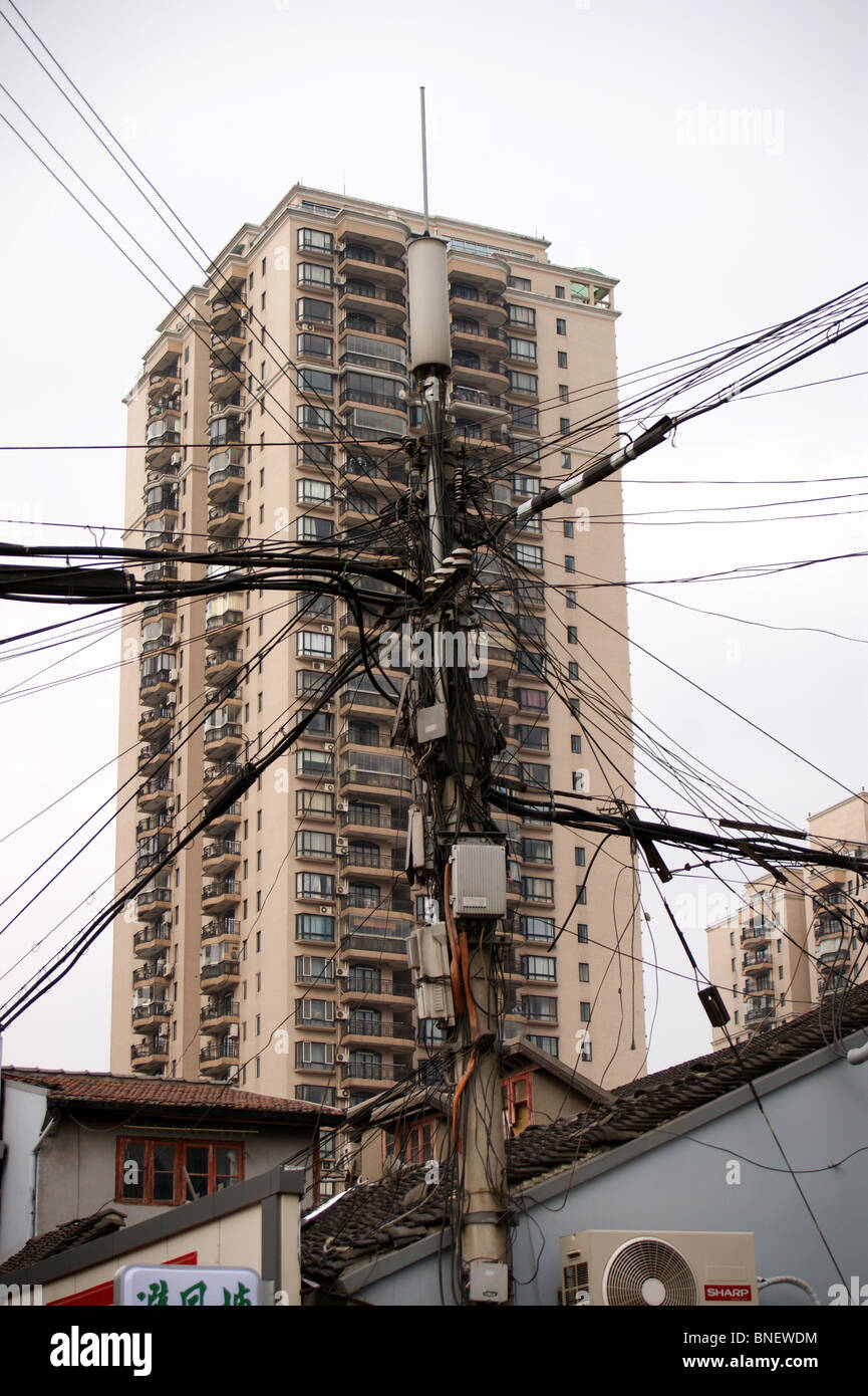 Electricity pylon in the Old Town, Shanghai, China Stock Photo