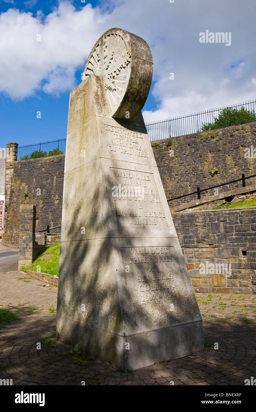 Memorial by sculptor Robert Kennedy in the former coal mining village of Six Bells Blaenau Gwent South Wales UK Stock Photo