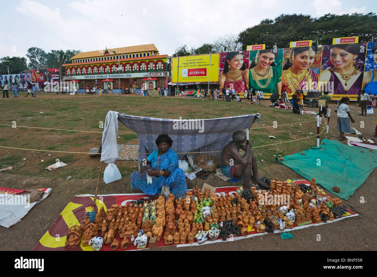 India Kerala Thrissur Getting Ready Of An Open air Market For The india-kerala-thrissur-getting-ready-of-an-open-air-market-for-the