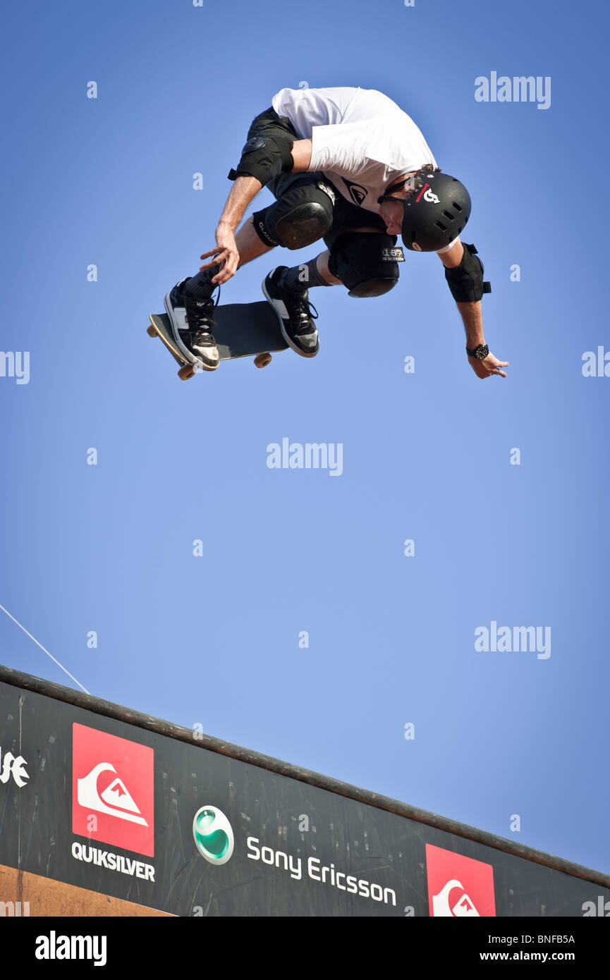 Tony hawk hi-res stock photography and images - Alamy