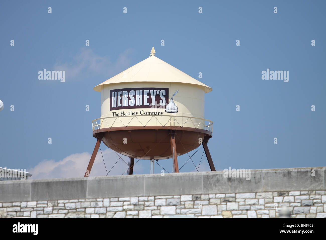 Hershey is the sweetest place, the home of Hershey's Chocolate Factory. The  street lights are shaped like Hershey's Kisses Stock Photo - Alamy