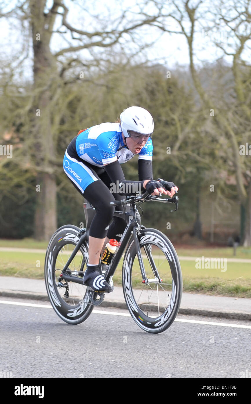 Rebecca Romero MBE riding for the Orbea - for goodness shakes team in the Frank Truman Memorial 25 mile Solo and 2 Up TTT. Stock Photo