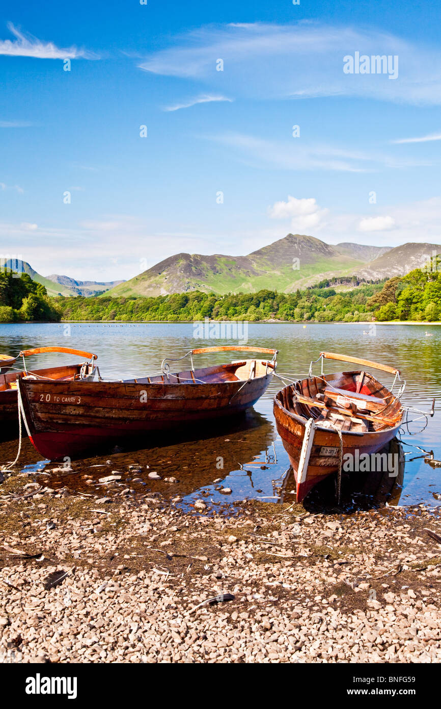Rowing boats on Derwent Water,Causey Pike in the distance, at Keswick in the Lake District National Park, Cumbria, England, UK Stock Photo