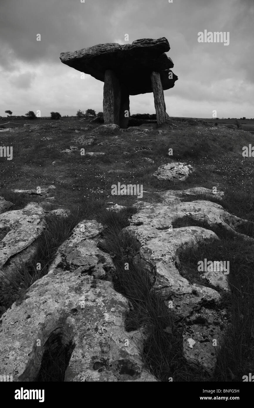 Poulnabrone Dolmen,The Burren, Co Clare, West coast of Ireland,ROI,Eire. Stock Photo