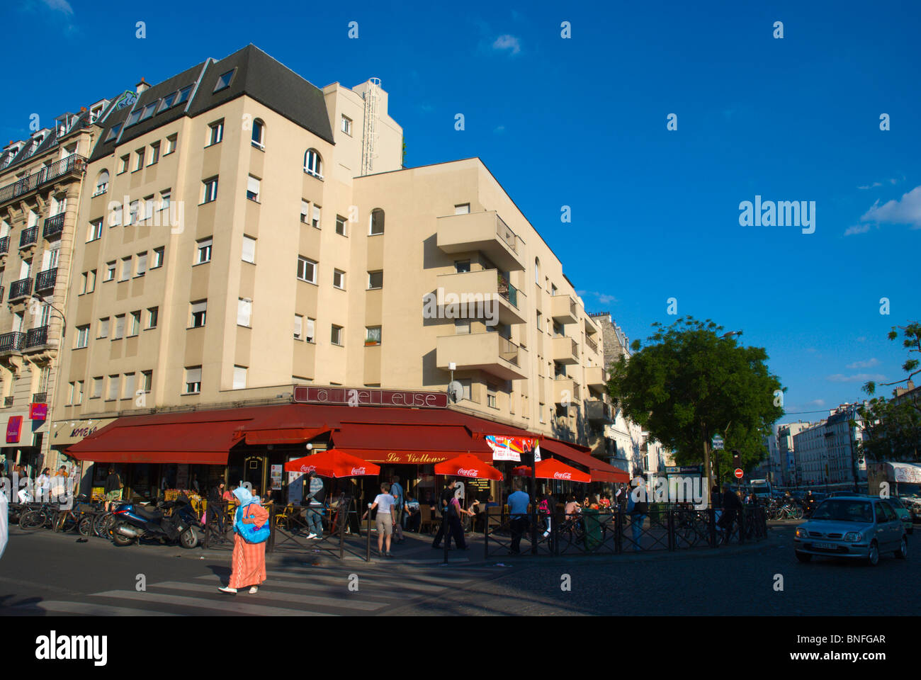 Belleville paris people hires stock photography and images Alamy