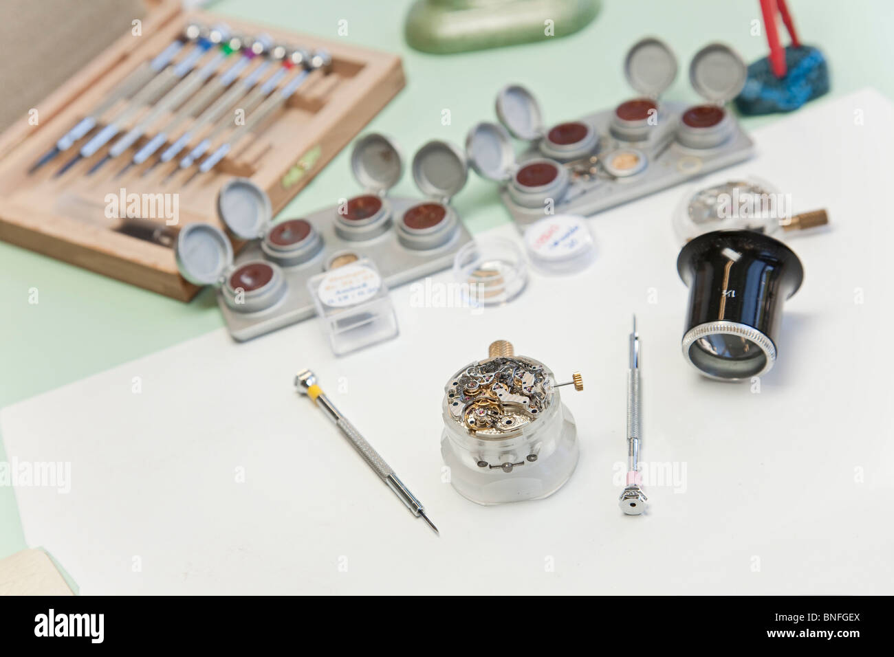 Clockmakers hi-res stock photography and images - Alamy