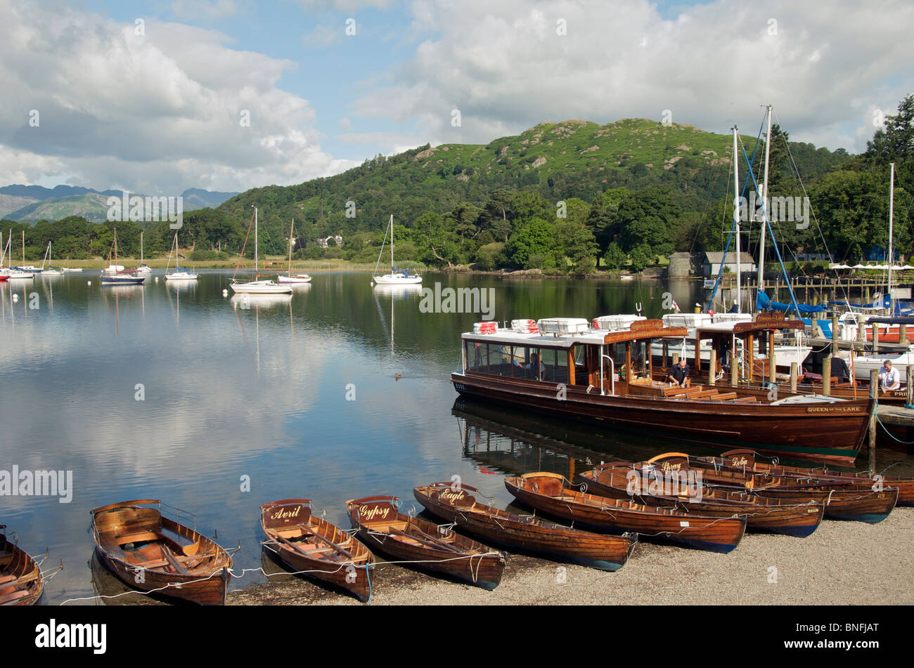 Lake district boat hire hires stock photography and images Alamy